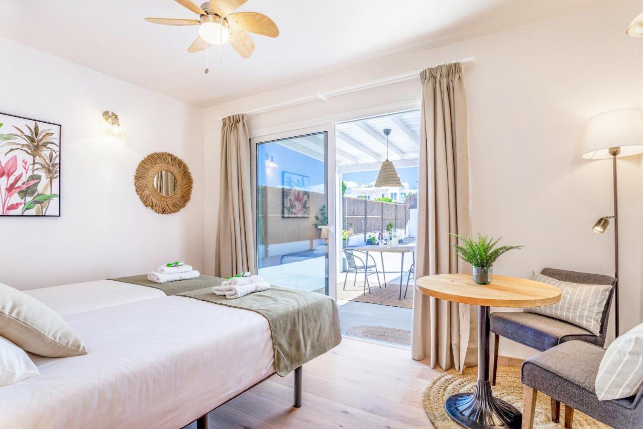 Boutique Beach Villa By Lanzarote Retreats - Private Pool - 1 Min Walk To Sea Pool Charco del Palo Exterior photo