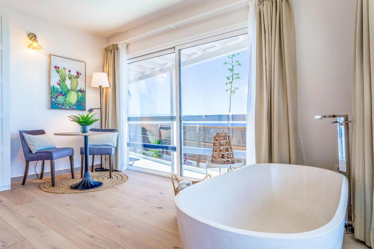 Boutique Beach Villa By Lanzarote Retreats - Private Pool - 1 Min Walk To Sea Pool Charco del Palo Exterior photo